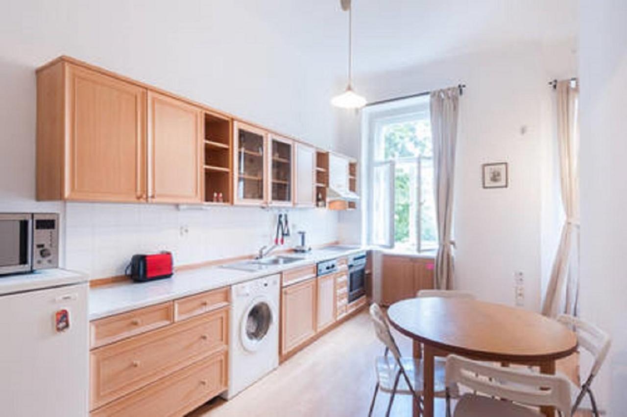Historic Centre-Spacious Apartment Prague Exterior photo